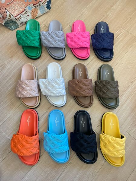 Louis Vuitton Pillow Flat Comfort Sandal Strap Platform Slide Sandals For Women Thick Non Slip Sole Casual Beach Vacation Summer Slippers Multiple colors - Shoes & Accessories - djzhucl